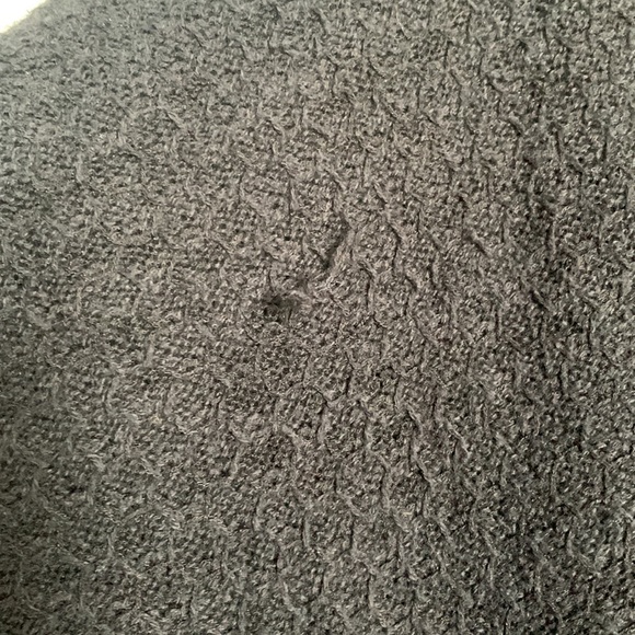 Maurice’s cardigan - Picture 3 of 4